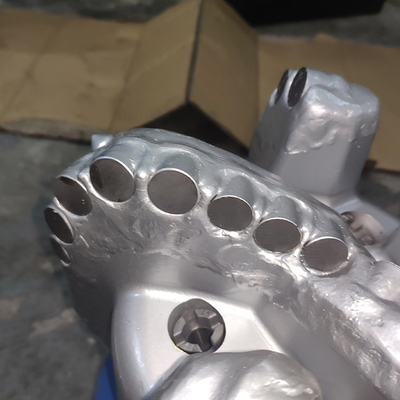 PDC Cutter Diamond Drill Bit Steel Body 6-1/2 Inch 5 Blades