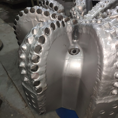 PDC Hard Rock Drill Bits 17 Inch Of API Oilfield  Diamond Drilling Tool