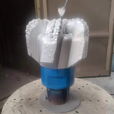 API 5-5/8" Alloy Steel PDC Drill Bits 5 Blades For Drilling Industry