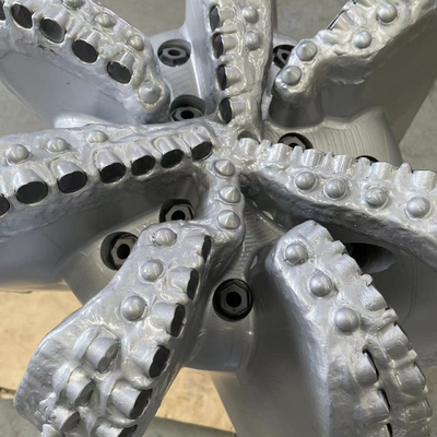 Rock Drilling Tool 17-1/2 Inch  7 Blades  Diamond  PDC Drill Bit of API Spec