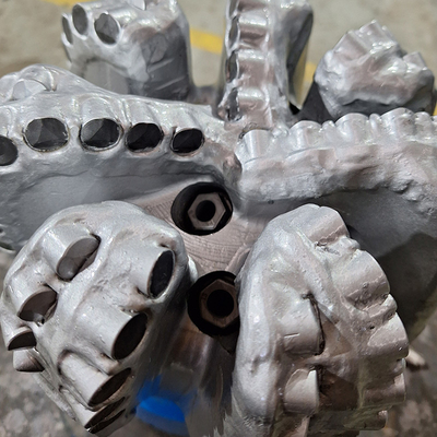 API Rock Bit  8-3/4 Inch 5 Blades  PDC Drill Bit  Of Drilling Tool