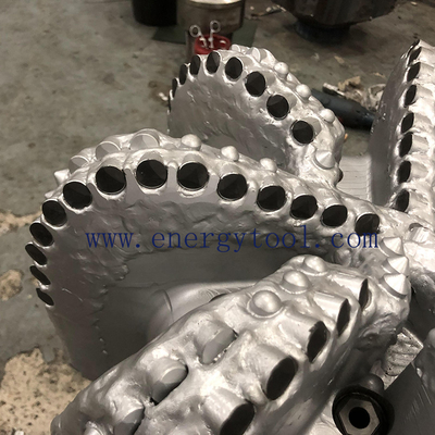 Rock Splitting  17-1/2 Inch 7 Blades  PDC  Diamond  Drilling Bit Of  Steel Body