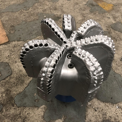API PDC  Drill Bit  17-1/2 Inch 7 Blades Diamond  Drilling Tool