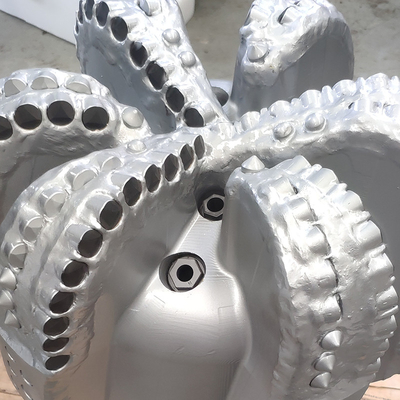 Diamond PDC Drill Bit  17-1/2 Inch 6 Blades Fixed Cutter Drilling Tool of  API Spec