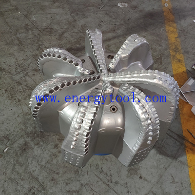 Diamond PDC Drill Bit 22 inch 6 Blades  Diamond Bit  With 7 Nozzels