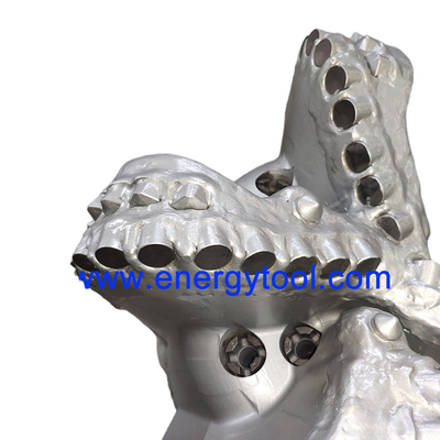 API Spec Drilling Rig Tool 5 Blades PDC Drill Hard Rock Drilling Bit