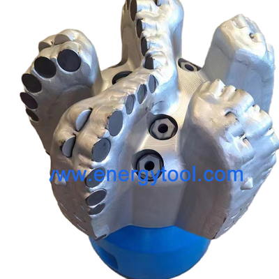 8.5 Inch 5 Blades API PDC Diamond Cutter Drill Bit