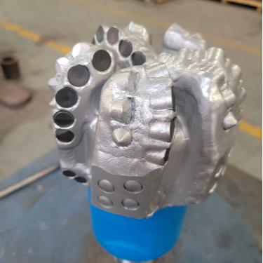6.625 inch Diameter Matrix Body PDC Diamond Rock Drill Bit