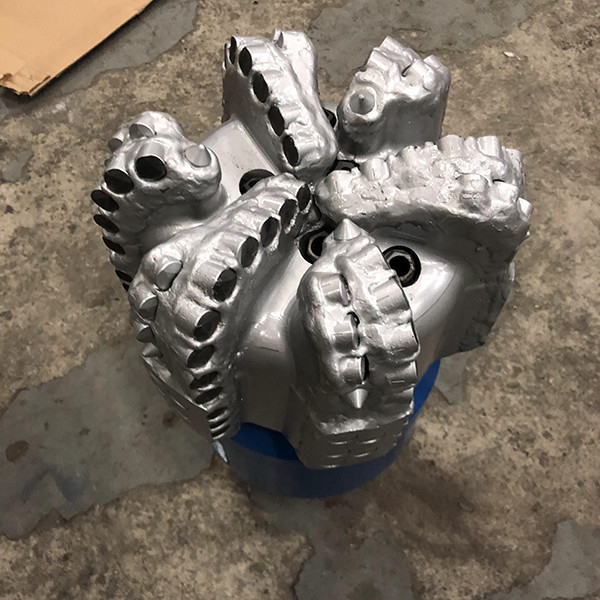 API 8-1/2 Inch PDC Oilfield Drill Bit Of Diamond Downhole Drilling Tools