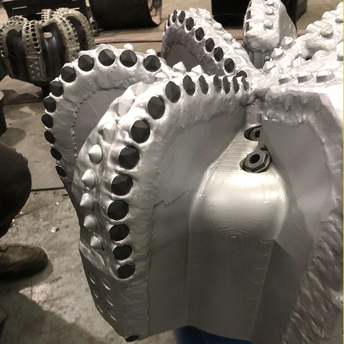 Diamond PDC Rock Bit 12-1/2 Inch 7 Blades API Connection Box 4-1/2 Inch