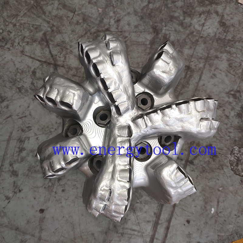 Diamond Drill Bit Oil Well 8-1/2 Inch Steel Body with 7 Blades