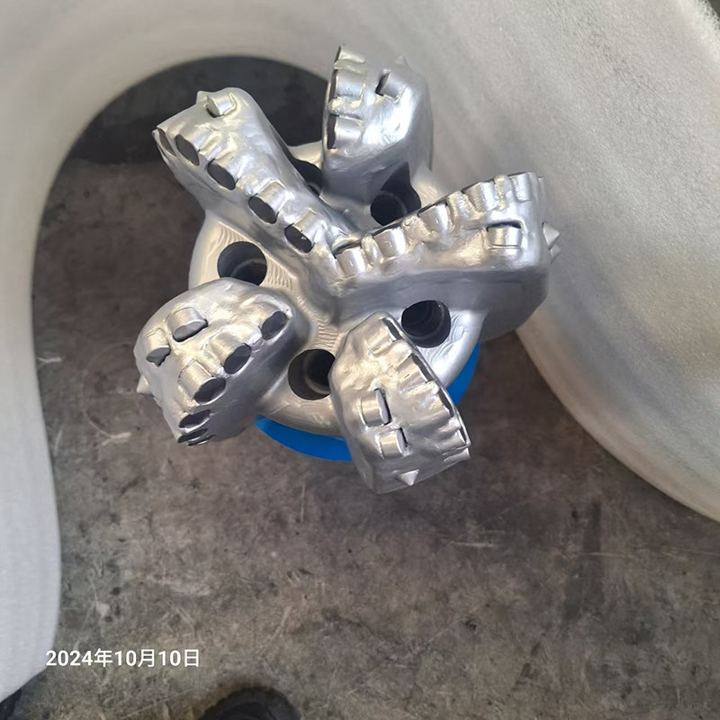 Versatile Diamond Drilling Bit 8-1/2