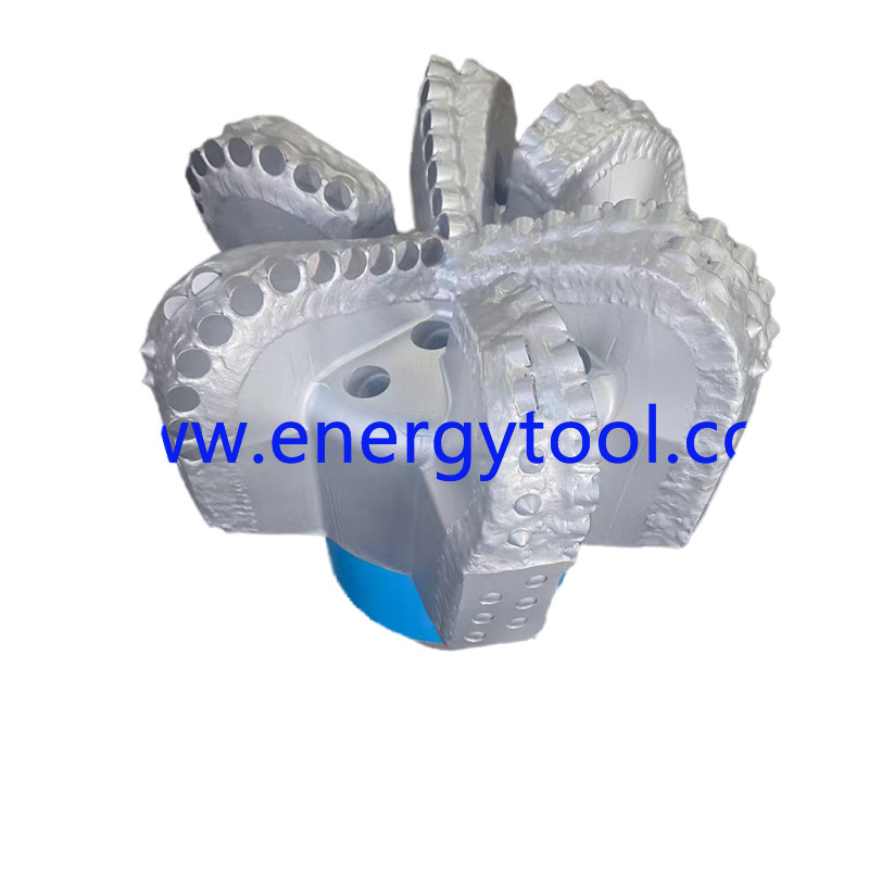 Forging Processing Type Oil Gas Water API PDC Rock Drill Bits With 9 Nozzle