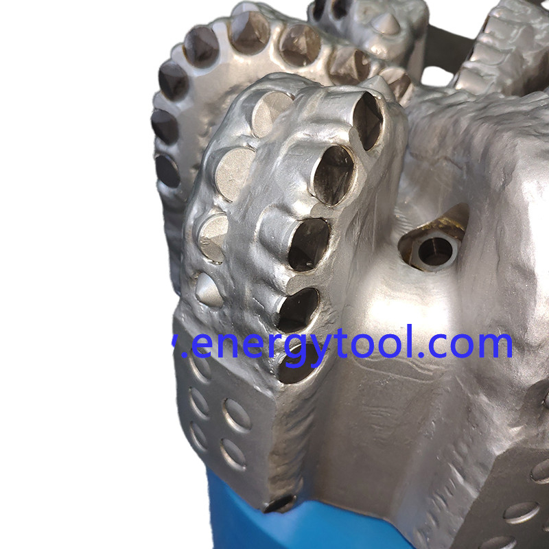 9-1/2 Inch 6 Blades Diamond Bit with PDC Cutter Oil Well Drilling
