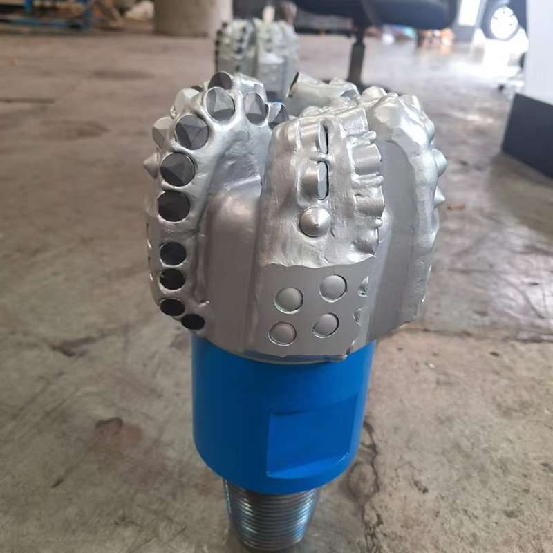 Oil Drilling Rock Bits  5-1/2 