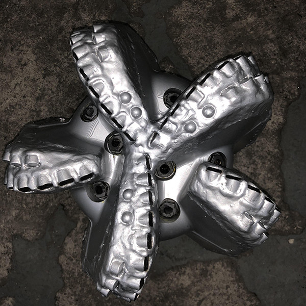 12 Inch PDC Diamond Drill Bit For Oilfield Drilling Tool In Global Market
