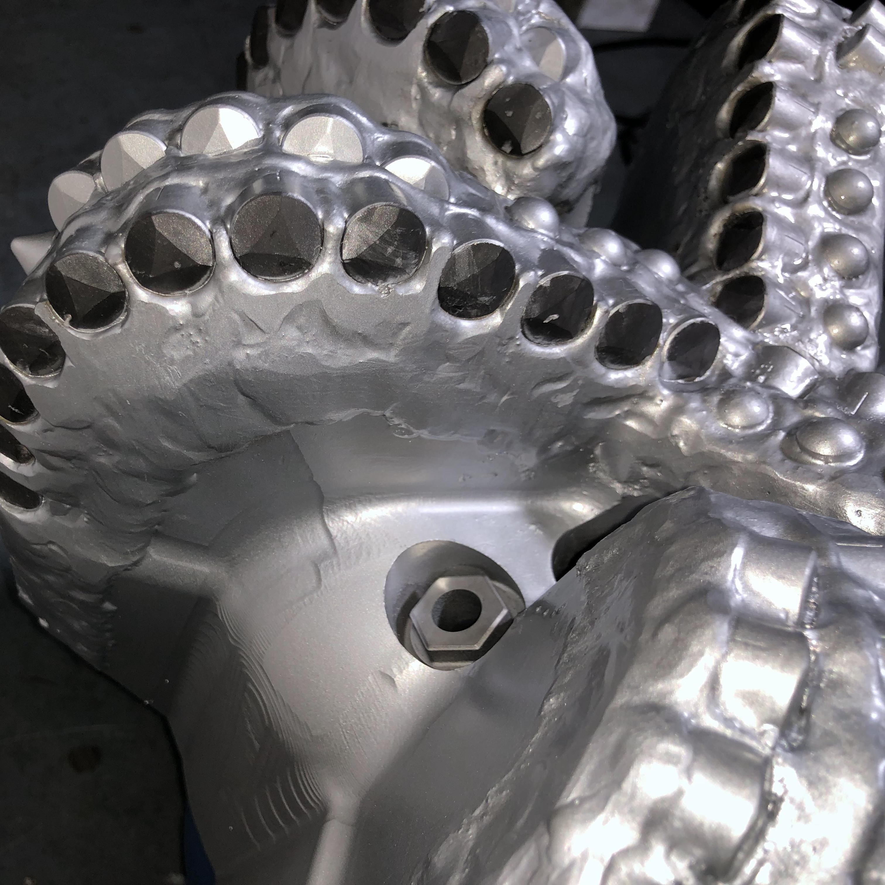Diamond PDC Drill Bit 13-1/2 Inch  6 Blades Of Downhole Hole Assembly