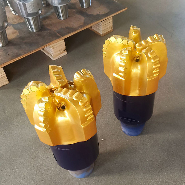 Hard Rock Drill Bit   8 Inch 6 Blades  Matrix Body PDC Drill Bit  Of Oil Rig Drill Bit