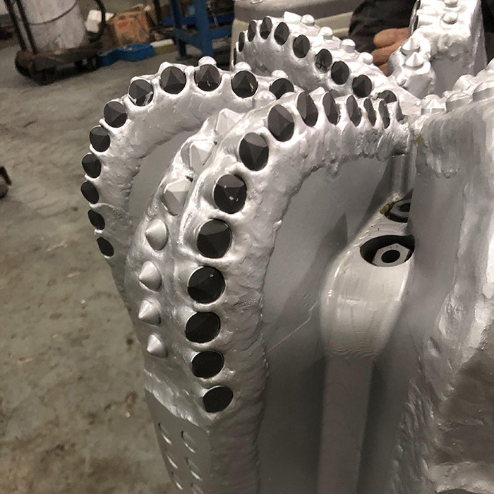 Diamond PDC Rock Bit 12-1/2 Inch 7 Blades API Connection Box 4-1/2 Inch