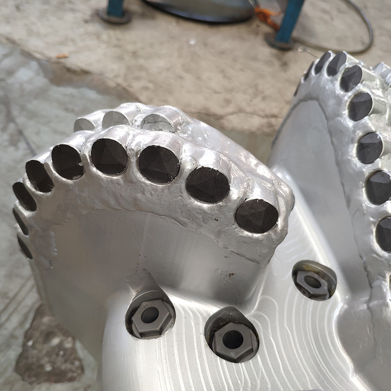 PDC Drill Bit  12 Inch  5 Blades  API Spec Of Oil Diamond  Drilling Tool
