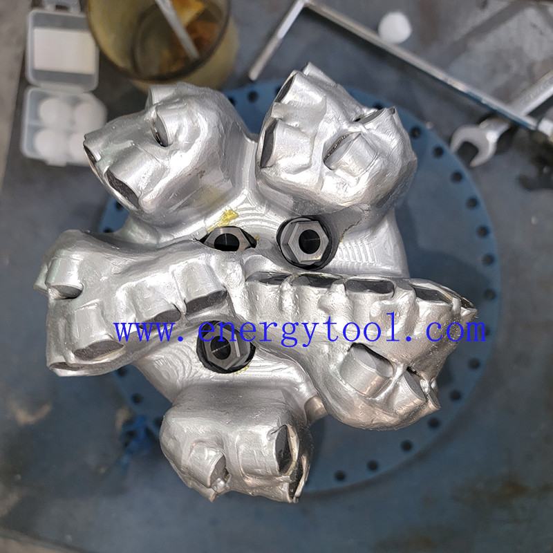 Oilfield PDC Oil Drill Bit  6 Inch  5 Blades With Double Cutter Row Of  Diamond Drilling Tool
