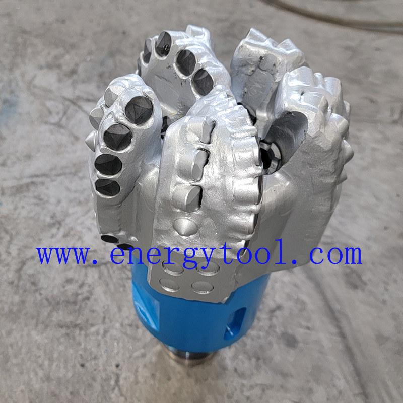 Diamond Drilling Tool 5-7/8 Inch 5 Blades API Spec  PDC Drill Bit