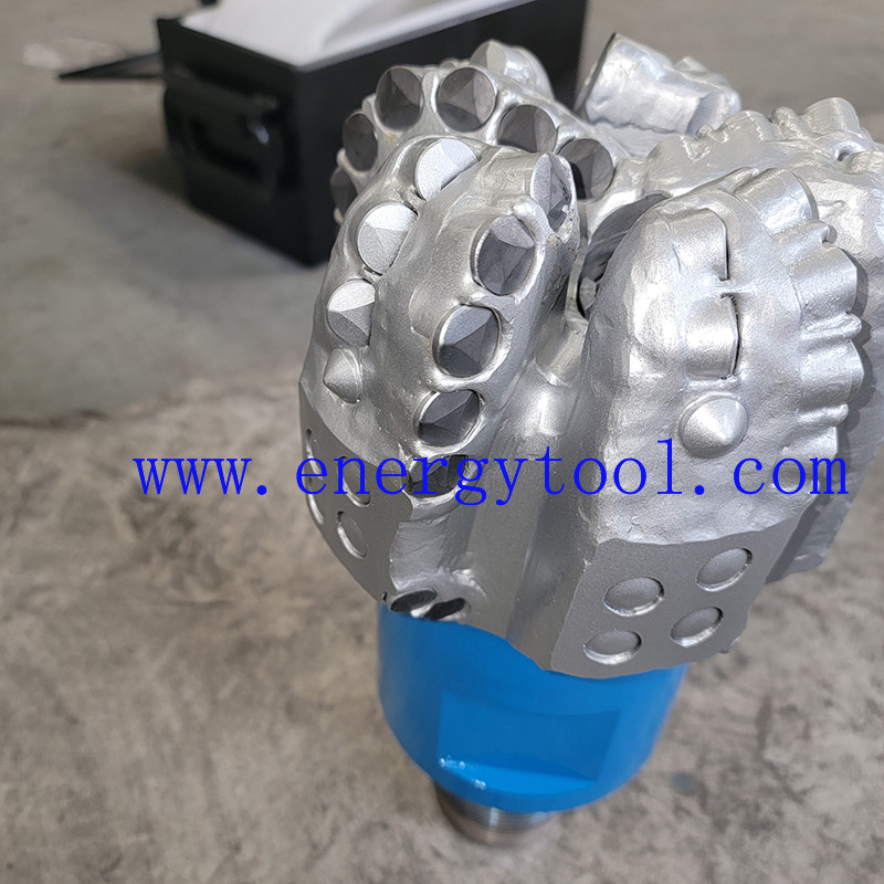 PDC Rock Bit 5-7/8 Inch 5 Blades API Spec  Diamond Drilling Tool