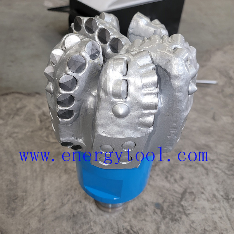 PDC Rock Bit 5-7/8 Inch 5 Blades API Spec  Diamond Drilling Tool