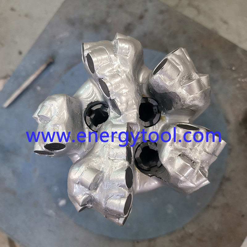 API Diamond Drilling 6 Inch PDC Bit of oil Well Hard Formation Drilling Tool