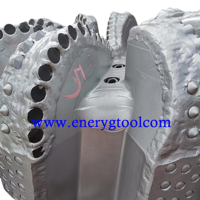 Rock Drilling Tool 22 Inch 8 Blade PDC Drill Bit of Oilfield Button Bit