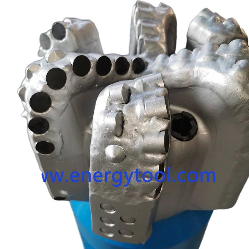 9-1/2 Inch PDC Diamond Drill Bit of API Spec for Oilfield Drill Bit
