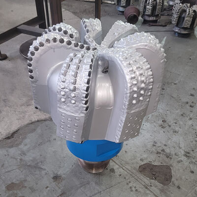 API Spec 17-1/2 Inch 7 Blades Diamond PDC Drill Bit of Down Hole Drilling Tool 